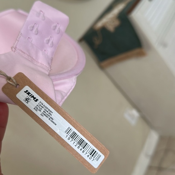 SKIM Fits Everybody fits everybody T‎ shirt Demi Bra in Cherry Blossom NWT 32H - Picture 7 of 8